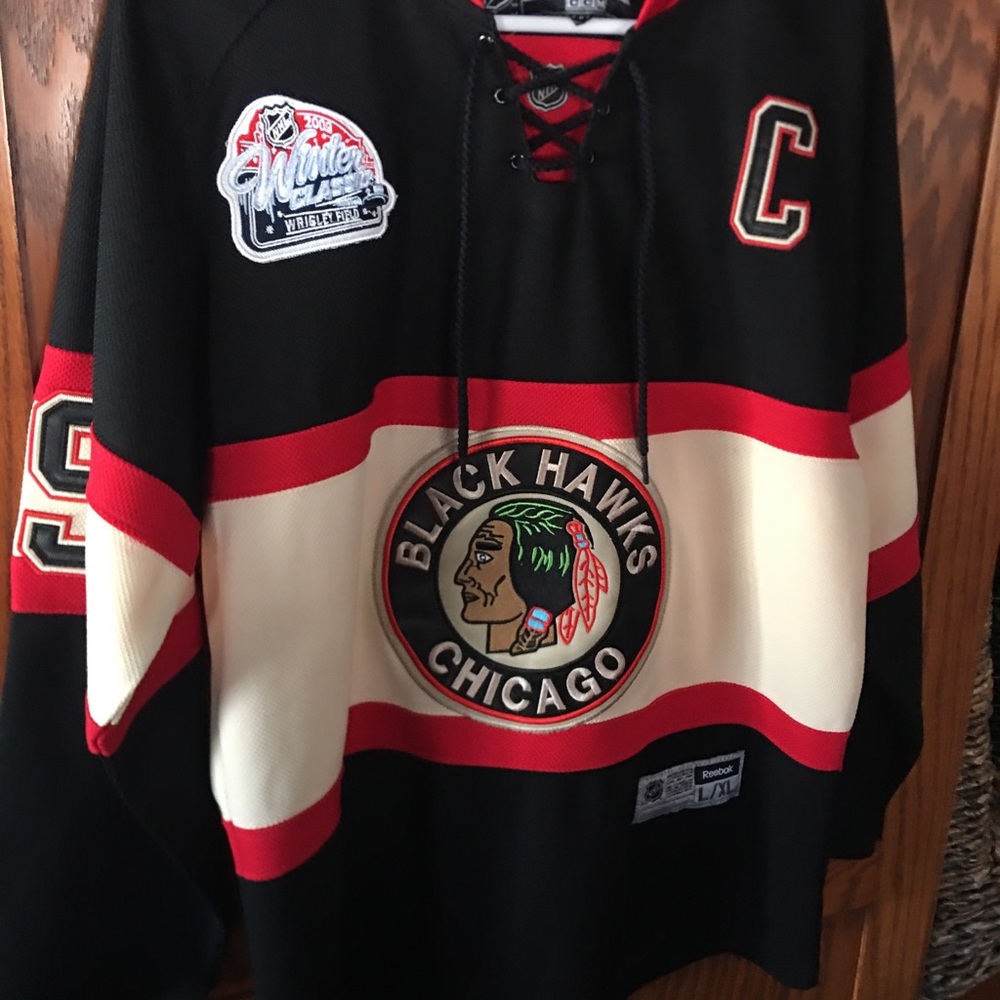 Chicago Blackhawks Toews Winter Classic At Wrigley Youth Size